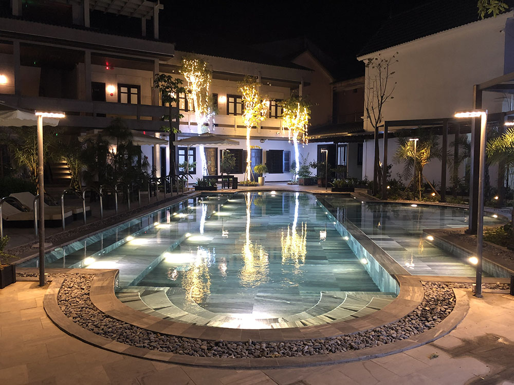 Khách sạn Hồng Lĩnh